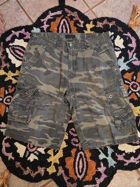 🔥🔥Steves Jeans Men's Camo Cargo Shorts - Olive Green🔥🔥Size 34 SKATER Y2K